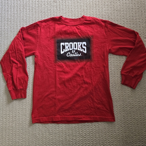 Lot of 2 Youth size small Crooks & Castles shirts - Picture 3 of 3
